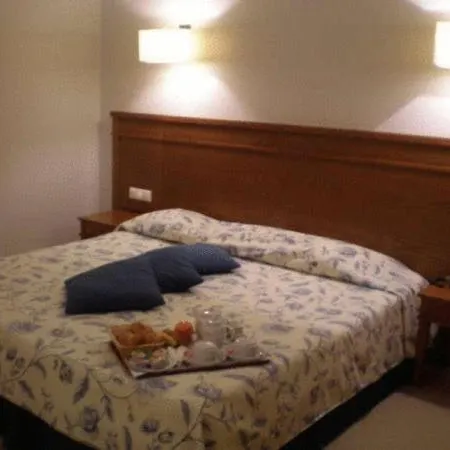 Palace 3*